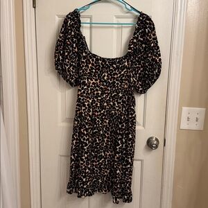 Leopard Print Puff Sleeve Dress